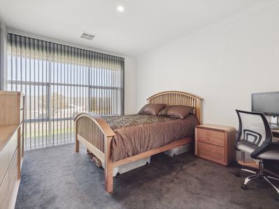 34 Hickman Drive, Piara Waters