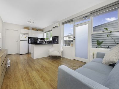 2 / 107 Hudsons Road, Spotswood