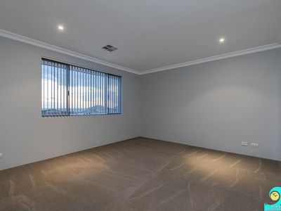 16 Teraglin Vista, Yanchep