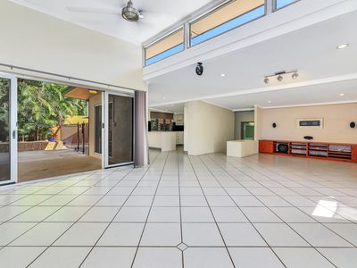 6 Sundew Court, Karama