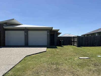 2 / 29 Harrow St, Cambooya