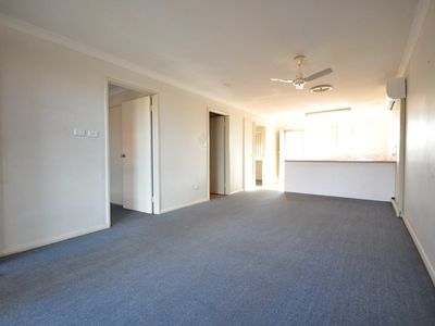 9 / 1 Cowra Drive, Newman