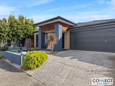 9 Stoneleigh Road, Cranbourne North