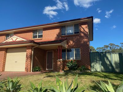 2 / 2 Roberts Road, Casula