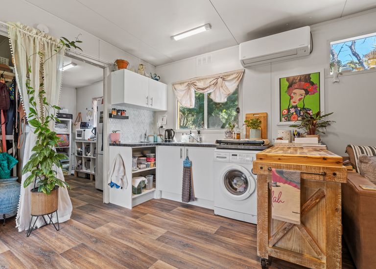 13 Benbows Road, Portland