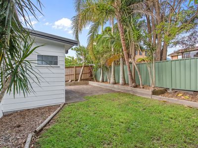 24 Pipers Bay Drive, Forster
