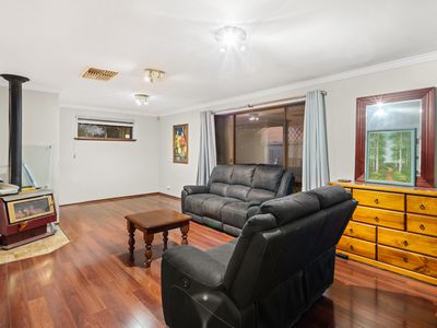 79 Grenadier Drive, Thornlie