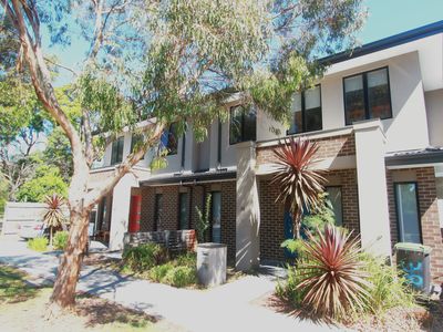 38 Woodside Avenue, Clayton