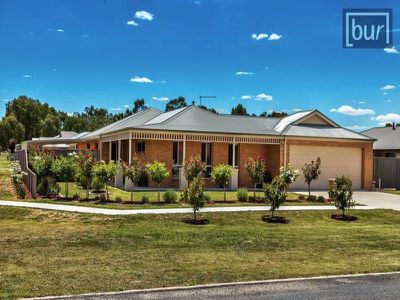 141 Golf Club Drive, Howlong