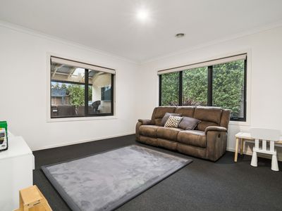 2 Halycon Bend, Beveridge