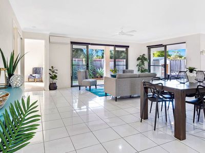 6 Ansett Way, Upper Coomera
