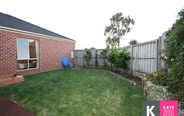 9 Gwendoline Drive, Berwick