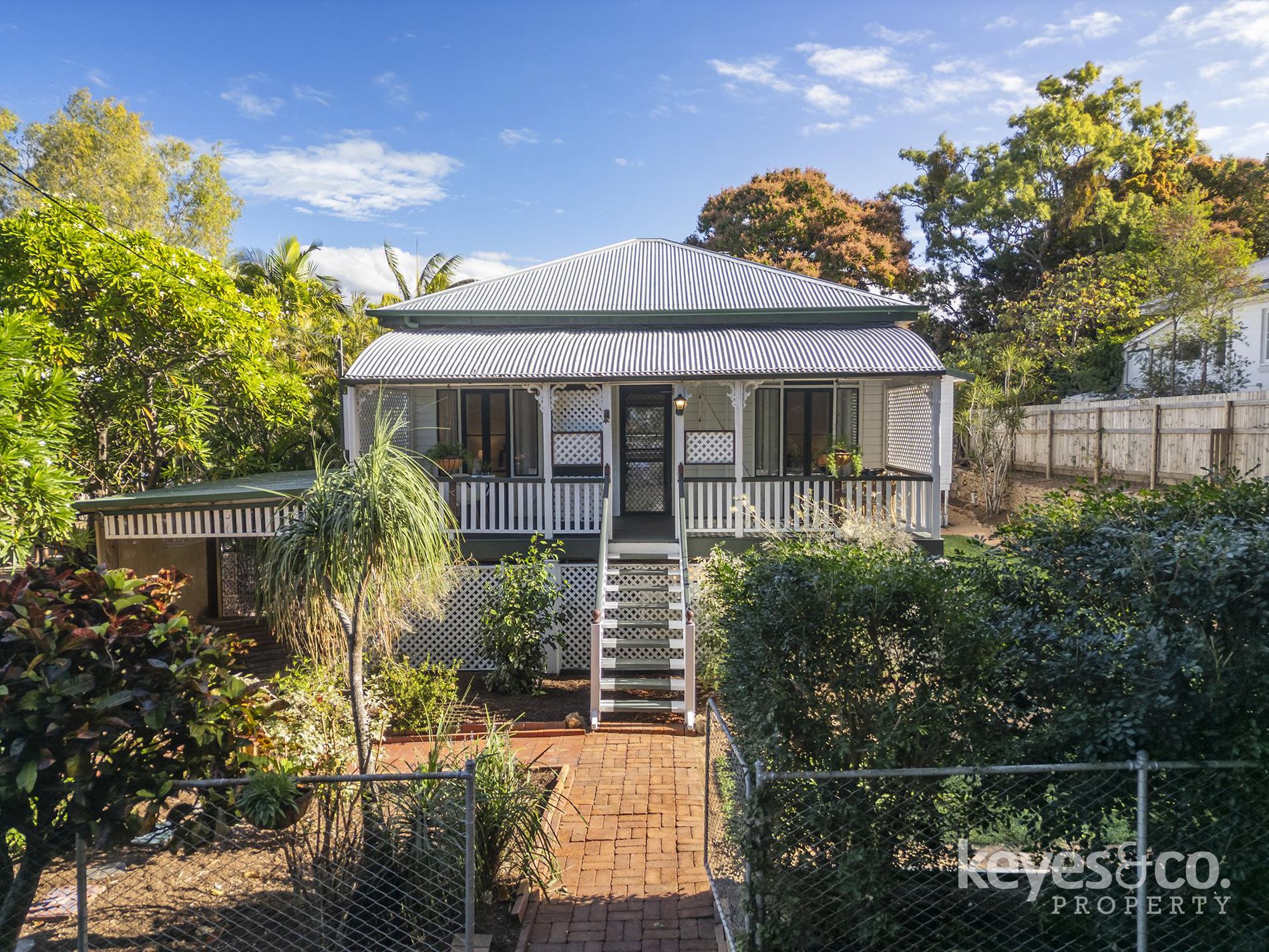 36 William Street, West End