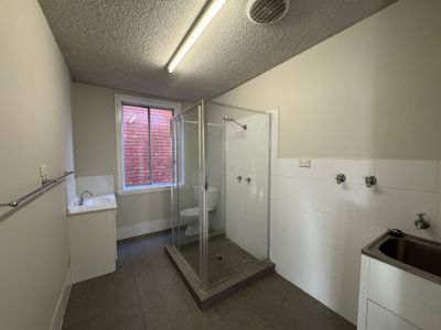 2 / 265A Clarinda Street, Parkes
