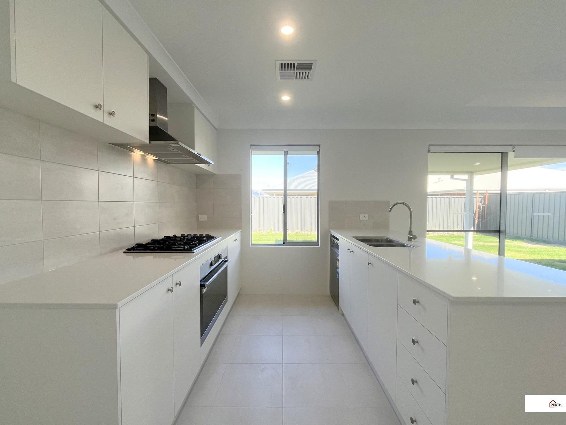 28 Townsend Street, Lakelands