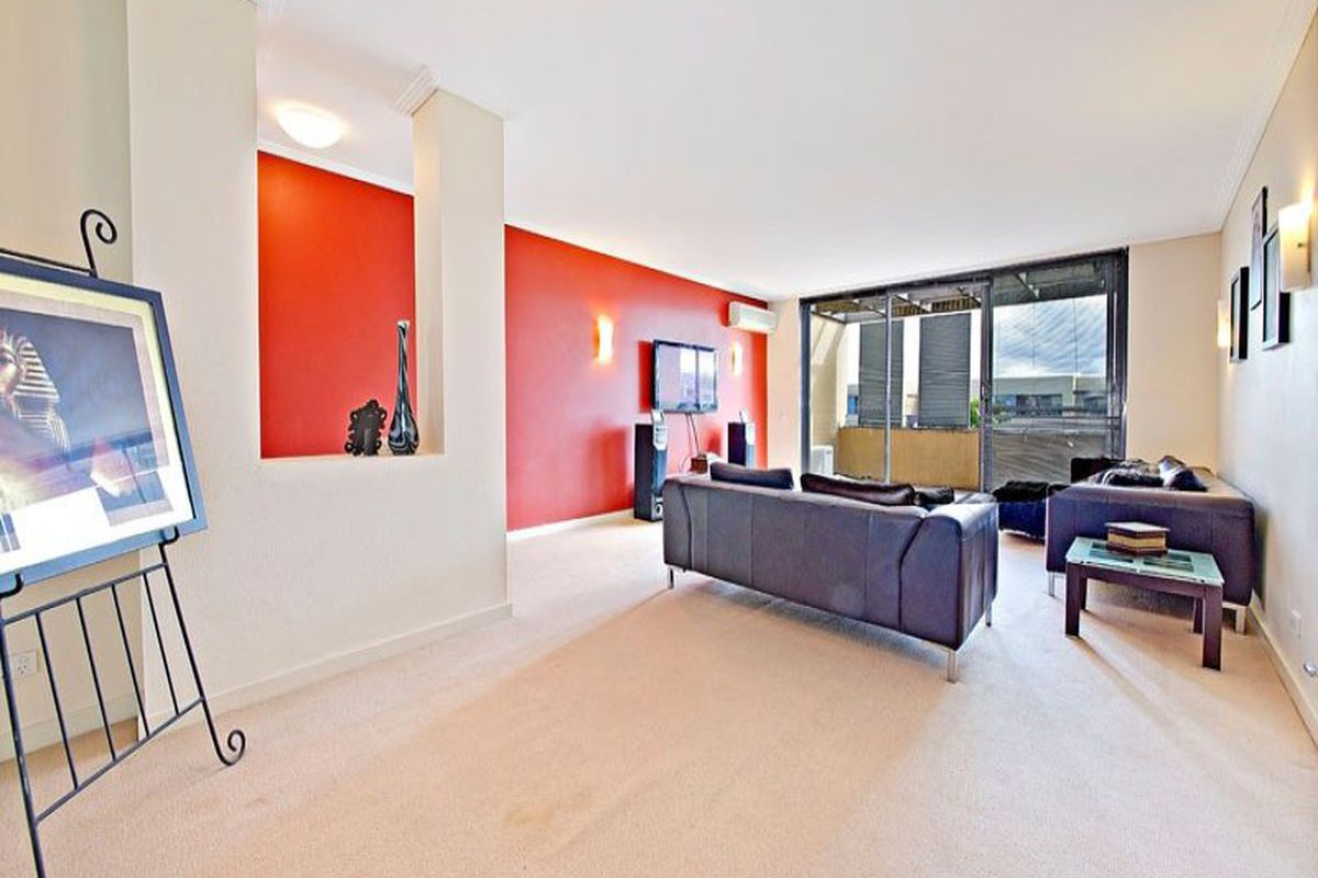 306 / 4 The Piazza , Wentworth Point