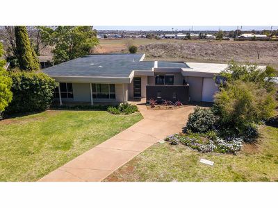 10 Mulga Court, Dubbo