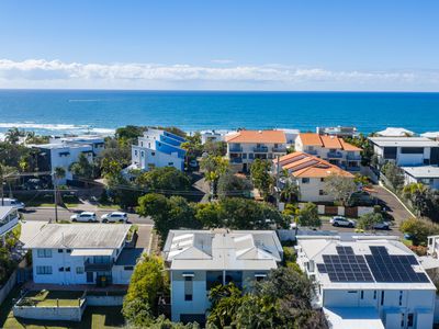 2 / 23 Sobraon Street, Sunrise Beach