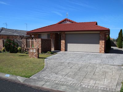 1 / 20 Amanda Crescent, Forster