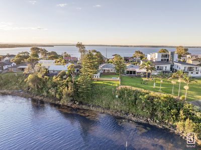53 Main Road, Toukley