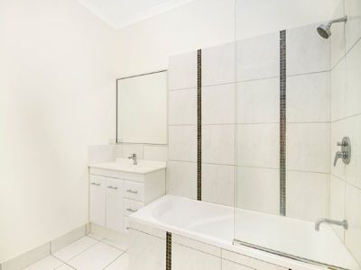 15 Toorak Place, Castle Hill