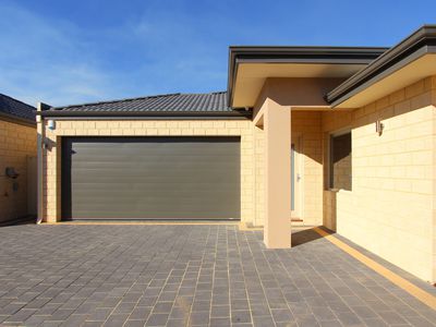 9C Chichester Way, Nollamara