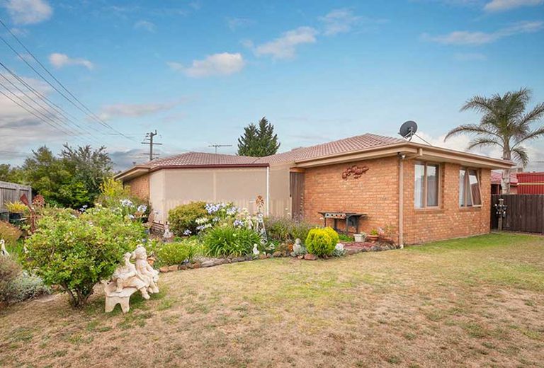 16 LONGTOWN COURT, Craigieburn