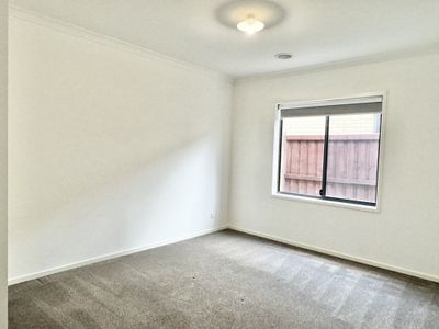 16 Arnhem Road, Wyndham Vale