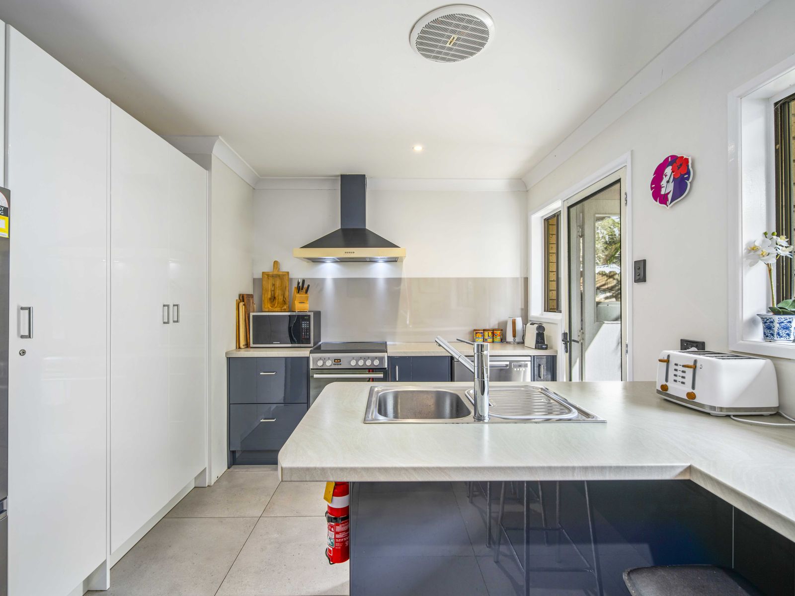 2 / 14 elizabeth Avenue, South Golden Beach