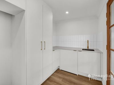 54 Russell Court, Cedar Grove