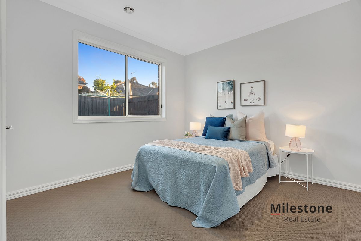 5 Sedgwick Court, Lynbrook