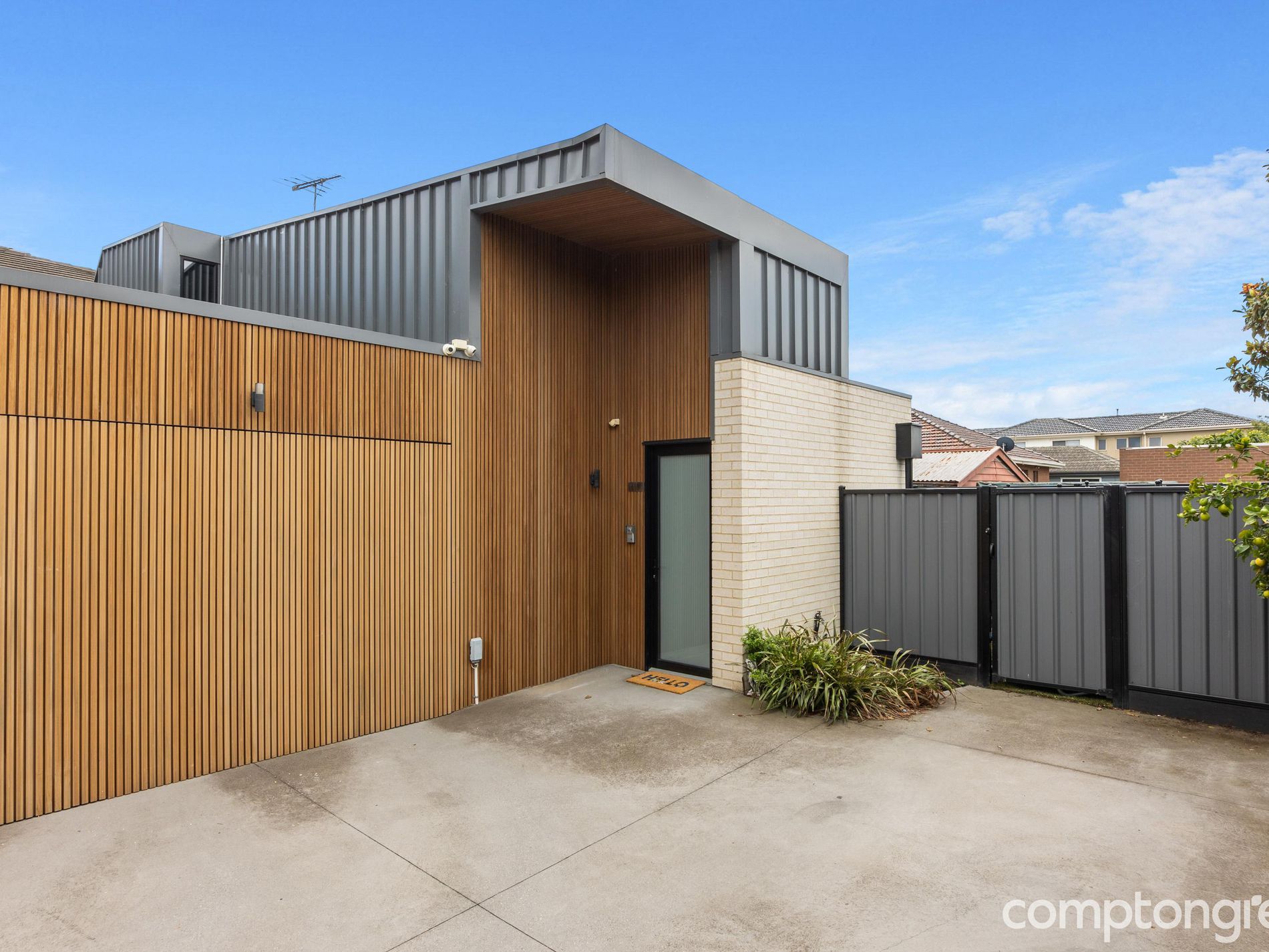 3 / 326 Blackshaws Road, Altona North