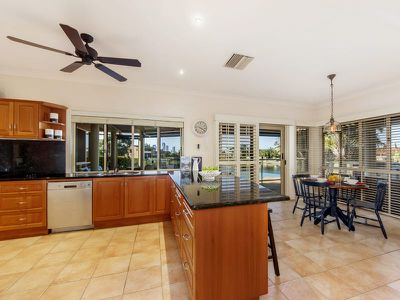 39 Cadence Avenue, Mermaid Waters