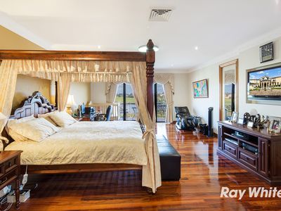 6 Lincoln Park Close, Point Cook