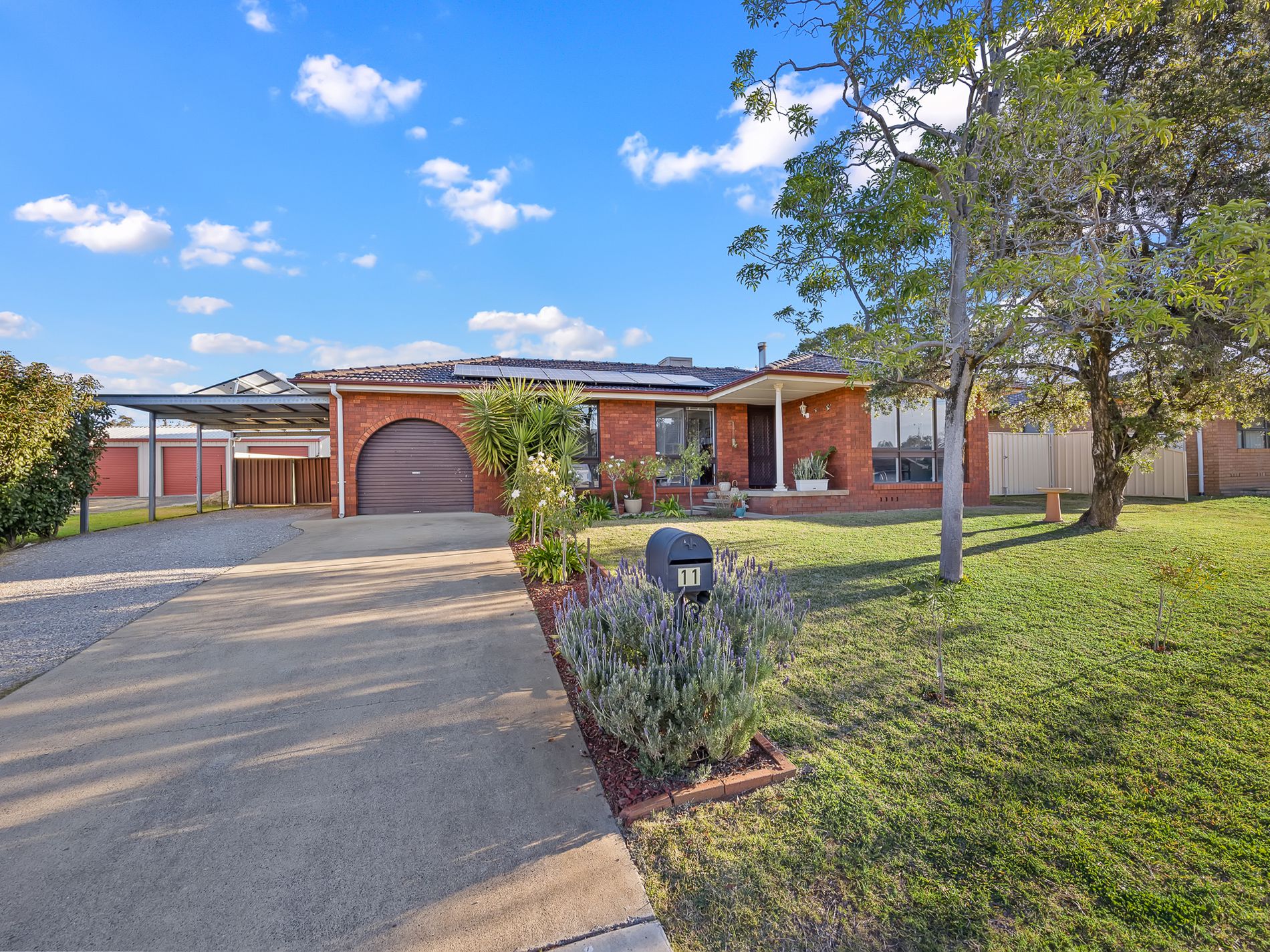 11 Harrier Parade, Tamworth