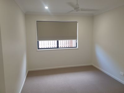 28 Cygnus Crescent, Coomera