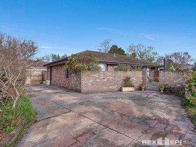 99 Hallam Road, Hampton Park