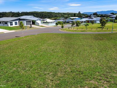 2 Walker Close, Yungaburra