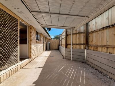 11 / 86 Woodford Street, One Mile