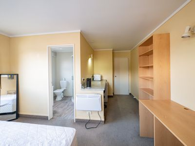 2 / 23 Cornhill Street, North East Valley