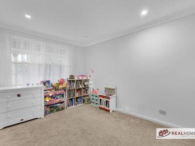 7 Hingerty Place, South Penrith