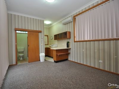 82 Taylor Street, Dubbo