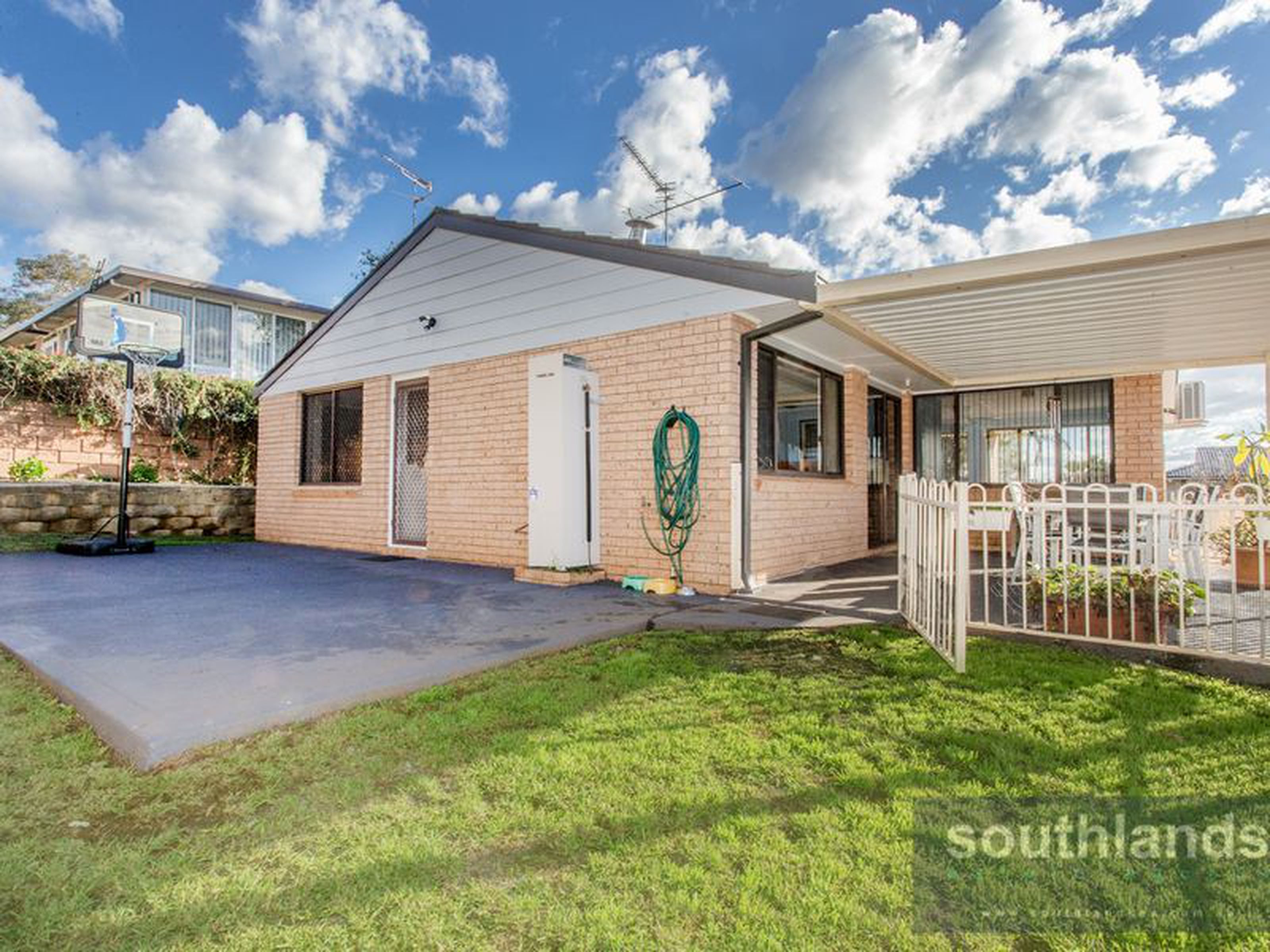 6 Morrel Place, KINGSWOOD