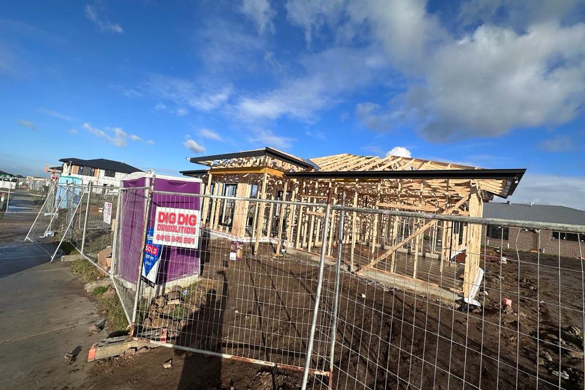 12 Vulpine Street, Clyde