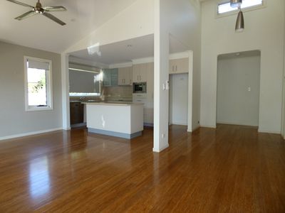 4 / 6-8 Halyard Crt, Ocean Shores
