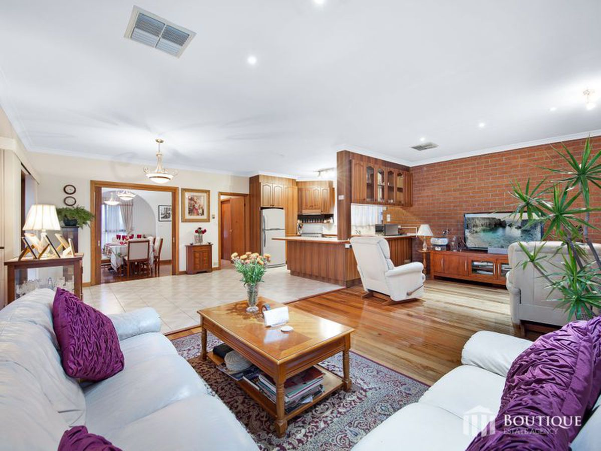 36 Bellbrook Drive, Dandenong North