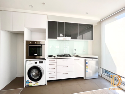 unit 305 / 429 Spencer Street, West Melbourne