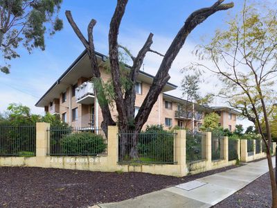 1 / 418 Beaufort Street, Highgate