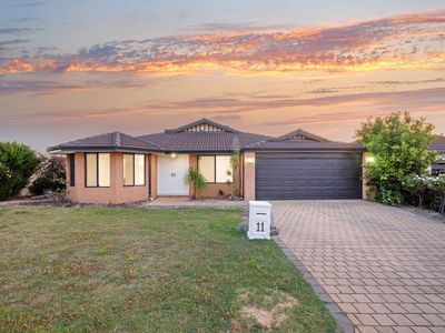 11 Hoop Place, Canning Vale