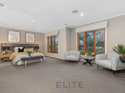 11 The Esplanade, Narre Warren South